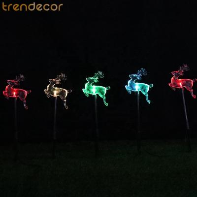 China Outdoor Christmas Garden Lights Battery Operated Reindeer Color Changing LED Stakes 36.5cm Height Christmas Decorations for sale