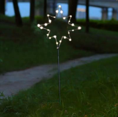 China Trendecor Christmas Light Outdoor Garden Lights Battery Operated Warm White Christmas Iron LED Northstar Garden Stake Lights for sale