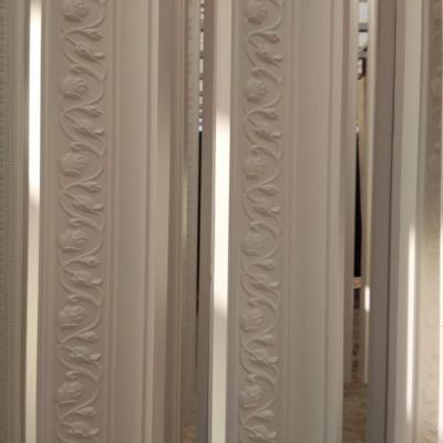 China Artistic Classic Customized Fiberglass Gypsum Wooden Ceiling Moldings Interior Decoration Cornice for sale