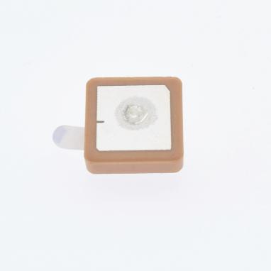 China Original 25*25*4mm 1575.42MHz 5dbi Metal GPS Multifunctional Internal High Gain Passive Ceramic Antenna for sale