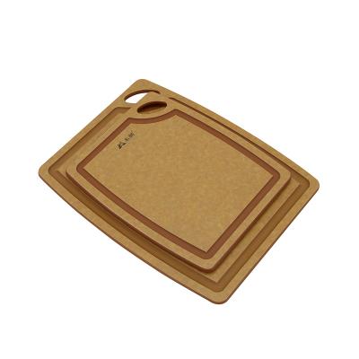 China Sustainable Eco-Friendly natural wood fiber Kitchen Chopping Board pine wood cutting board with Juice Groove for sale