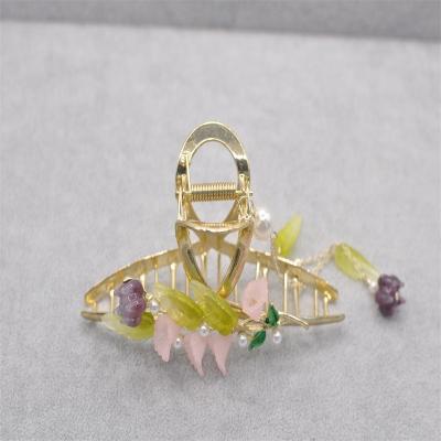 China Antique Decoration RedWillow Hair Accessories Beads Stage Flip Tassel Headdress Flower Hair Clip Flower Handle Glass Clip for sale