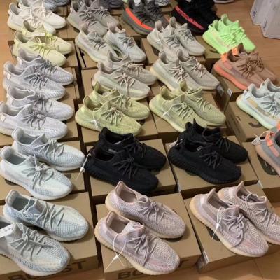 China Fashion sneakers yeezyS 350 breathable running sport women v2 yezzys woven new design 2021 fashion trend top lundmark reflective glow for sale