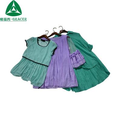 China Popular Wholesale Used Clothes Exports Australia Second Hand Clothes Clothing for sale