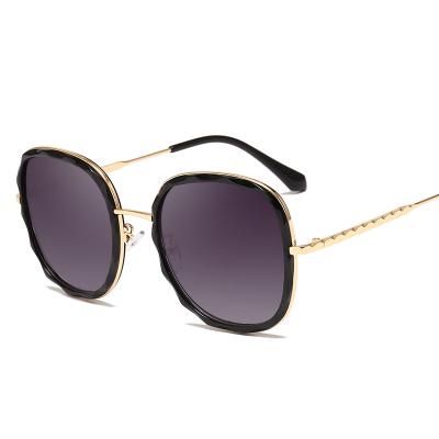 China Fashion Sunglasses SKYWAY Shape Eyewear Unisex Sunglasses Trend Men and Women Full Frame Metal Frame Sunglasses for sale