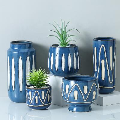 China Art Decor Blue and White Ceramic Flower Vases Living Room Home Furnished Office Decorative Vases for sale