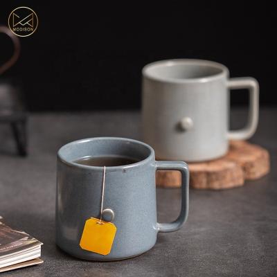 China Tea Bag Holder Desktop Coffee Mug Durable Ceramic Creative Retro Hanging Mug With Lid Spoon for sale