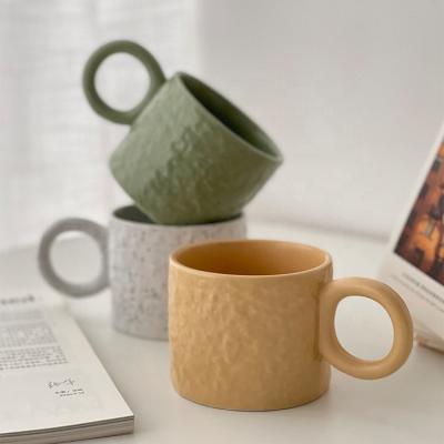 China Viable Nordic Creative Large Ear Mug Drinking Water Couples Mug Splashing Ink Family Ceramic Coffee Mug for sale