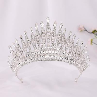 China Wedding Tiaras and Crown Tiara Head Bands Crystal Crown Bridal Head Jewelry Ladies Hair Decoration New For Women for sale