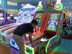 Qiyu Bowling games great pitcher bowling games machine