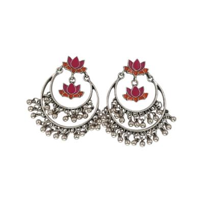 China Ethnic Vintage Silver Alloy Oxidized Earrings Carved Flower Drop Oil Earrings Indian Bollywood Jhumki Jhumka for sale