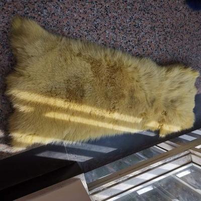 China Cheap Auto Upholstery Fox Skin Fur Animal Skin For Coat for sale