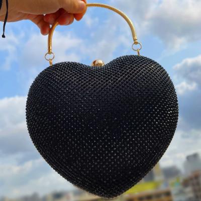 China High quality fashion heart shape purse glitter party handbag clutch metallic shiny evening clutch bags for sale