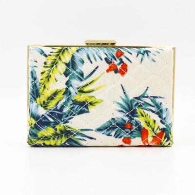 China Lady Retro Elegant Prints Pu/Leather Bag With Magnetic Chain Buckles Bag From China Manufacturer for sale