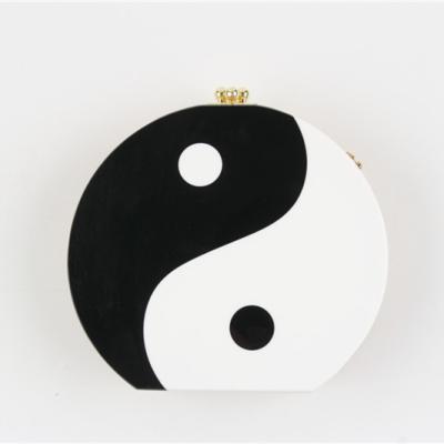 China Eco-friendly Unique Design Chinas Yin Round Handbag And Yang Graphics Wooden Clutch Bag Ladies Shoulder Bags for sale