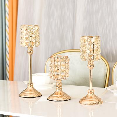 China Retro; Gold Luxury Antique Tall Candelabra Vintage Style European Candle Holder Wedding Cylinder Table Glass Decoration for sale