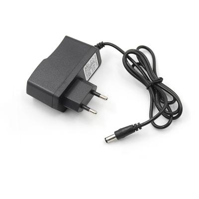 China UniversalÂ   DC 16.8V 1000mA 1A 5.5*2.1mm Power Supply Adapter Wall Charger for 14.8V lithium battery for sale