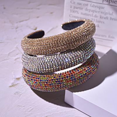 China 2021 Hot Attractive Popular Crytal Diamond Hair Band Fashion Hair Accessories Luxury Hair Circle For Women for sale