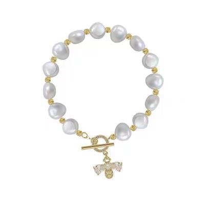 China Exquisite and unique design simple and fashionable ladies natural freshwater pearl bracelet for sale