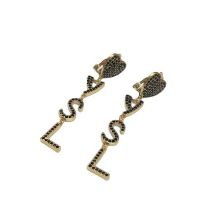 China FASHIONABLE custom diamond high quality exaggerated earrings long by temperament earrings for sale