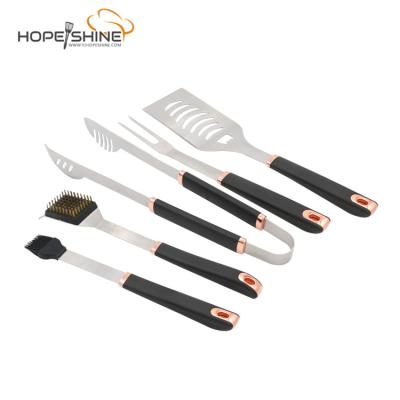 China Plastic Handle 5pcs Easily Cleaned Stainless Steel Barbecue Grilling Utensils for sale