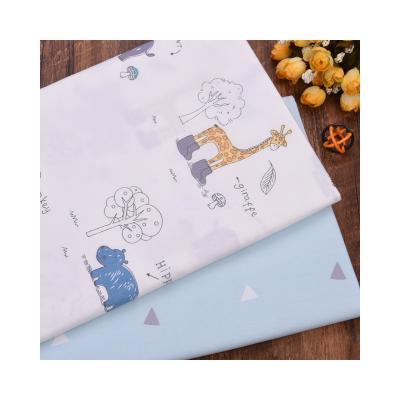 China breathable & Giraffe Printed Cartoon Design DIY Home Textiles High Quality Eco-friendly Cotton Fabric For Sewing Children's Bedding Sheets Crafts for sale