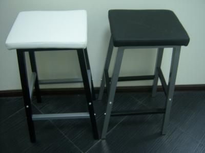 China Classic Modern Bar Chairs with Black and White PU and Matel Foot Tall Back Dining Chairs for sale