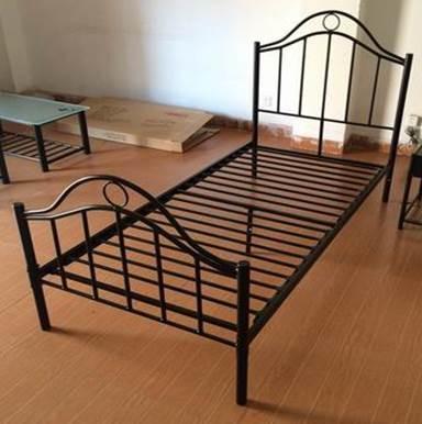 China Black Iron Home Full Size Metal Beds Bedroom Furniture with White , Black or Custom Color for sale