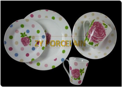 China Floral Façade Round Dinnerware Sets , Sturdy Dining Plate Sets Fashion Style for sale