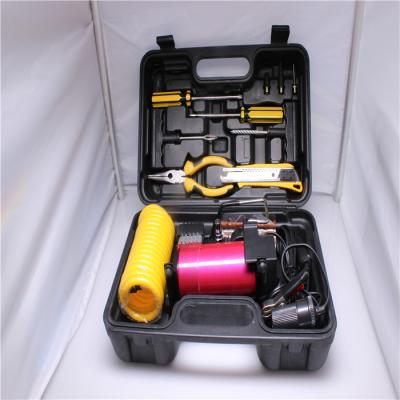 China DC 12V One Cylinder Stable Air Compressor Metal Tool Kit For Car 160*70*100 (mm) for sale