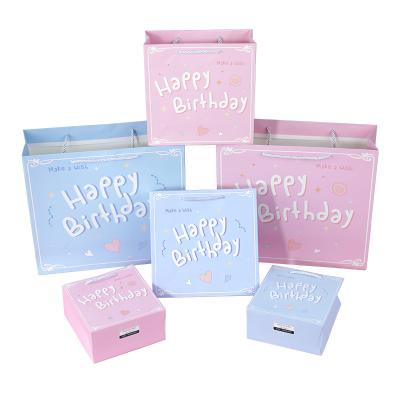 China Recycled materials wholesale cute birthday party gift shopping bag for shop for sale