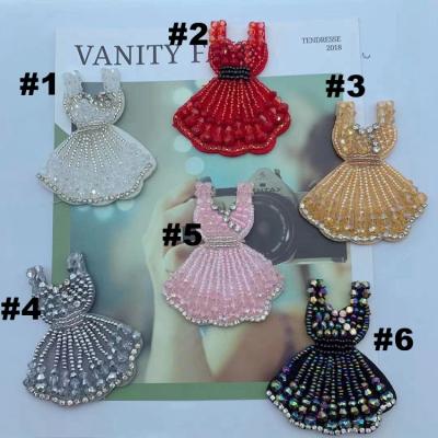 China Handmade ZSY Rhinestone Bead skirts Sew on Applique Clothing Embroidery diamond Brooches Beaded diamonds for Jackets for sale