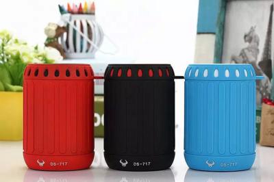 China Mobile Laptop Mini Portable Bluetooth Speakers , Bluetooth Rechargeable Speaker717 for sale