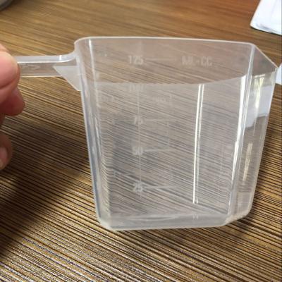 China Factory Direct Sales 125ml Liquid Plastic Measuring Cup for sale