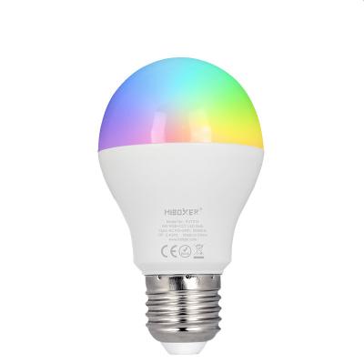 China Wholesale FUT014 6W RGB LED Light Bulb E26 E27 B22 2.4GHz Residential APP Control LED Smart Lamps MI Light Bulb E26 E27 B22 2.4GHz for sale