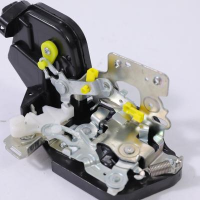 China Automotive Parts Auto Part Door Lock Actuator Center Left Front Fit For Hyundai Elantra 01-02 OEM 81310-2D000 81320-2D000 81410-2D001 for sale