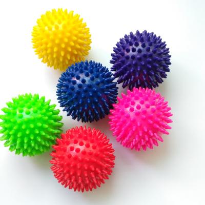 China Home Deep Tissue Therapy Body Massage Ball Muscle Hand&Foot Exercise PVC Spike Massage Ball for sale