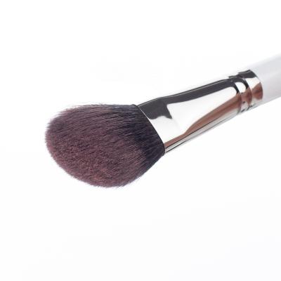 China Angular Blush High Quality Low Price Make Up Basic Xgf Goat Hair Contour Brush for sale