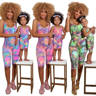 China SSA181Hot Sale Anti-pilling Matching Outfits For Mother And Daughter Pajmas Family Clothing Matching Outfits for sale