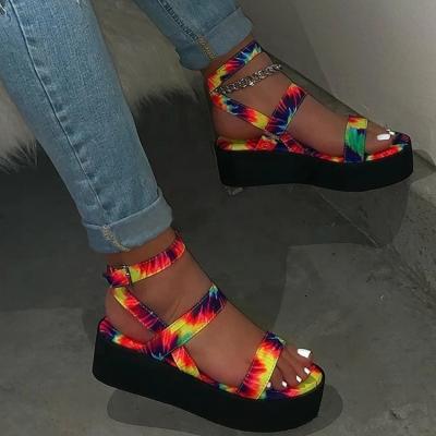 China 2021 Summer Fashion Women Usb Buckle Flat Open Toe Platform Sandals Thick Bottom Strappy Platform Sandals for sale