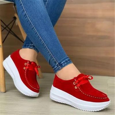 China 2021 Hot Women's Insti Chunky Low Platform Casual Sneakers Women PU Lace Up Wedge Heels Loafers Shoes for sale