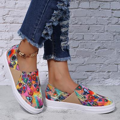 China 2021 Wholesale Round Toe Multi Color Heart Print Flats Flat Ladies Slip On Female Casual Loafers Anti-skid Loafers for sale