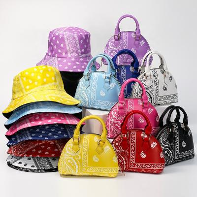 China 2021 Hot New PVC Fashion Cashew Flower Women Handbag Set Shoulder Bag Ladies Bandana Simple Chain Diagonal Bags for sale