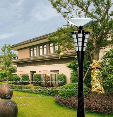 China Outdoor Solar Arm Posts Garden Lamp Light Poles Solar Light Pole Aluminum Pole Price for sale