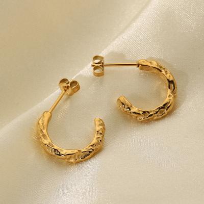 China Vintage Earrings Vershal A686 Durable Stainless Steel 18k Gold Plated Irregular Outer C-shape Circle Earrings for sale