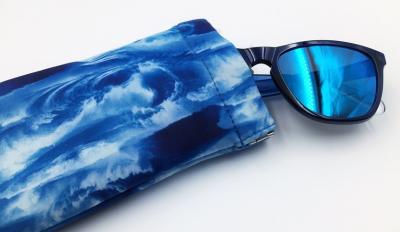 China Full Color Microfiber Eyeglass Pouch Eco-Friendly With Super Water Absorbility for sale