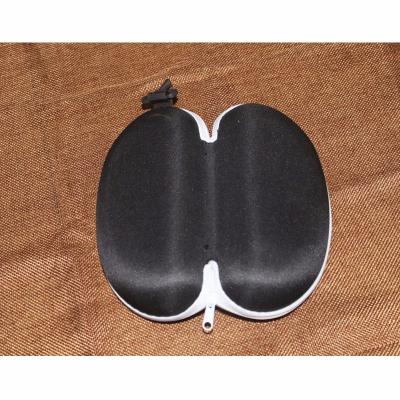 China Recyclable Fashionable Black EVA Glasses Case , Zippered Eyeglass Case for sale