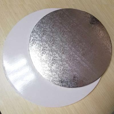 China Recycled Drum 12Mm Thick Silver Custom Greaseproof Cardboard Cake Tray Boards for sale