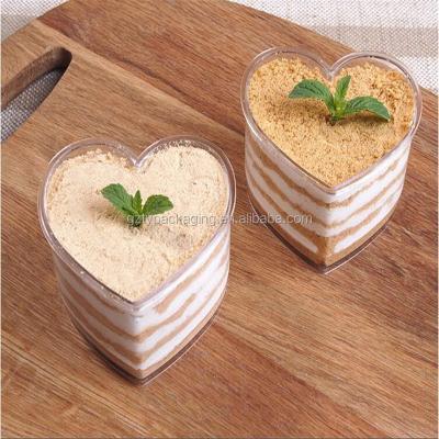 China Shop Disposable Eco Friendly Stored Biodegradable Party Hear Shaped Clear With Disposable Plastic Lid Dessert Cup for sale