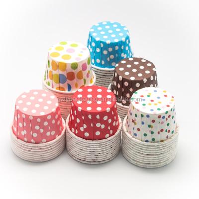 China Disposable Stackable Dots PET Polka Lot Coated Muffin Mouth Cups Muffin Cupcake Wrappers Cups For Cake Baking for sale